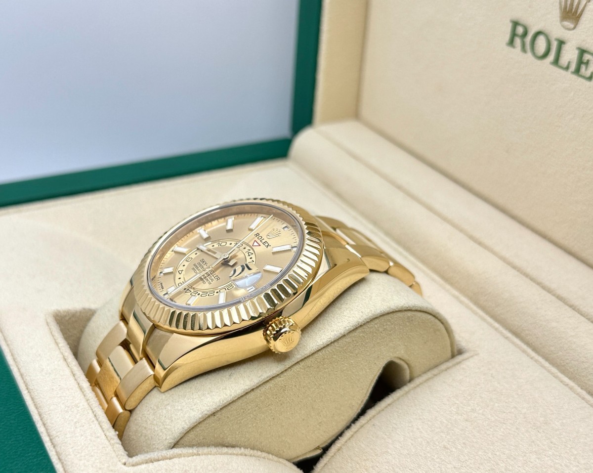 Rolex Sky Dweller 326938 42mm Champagne Dial 18K Yellow Gold Box