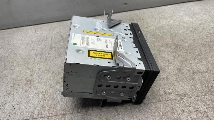 Autoradio d'origine HONDA CR-V 3 PHASE 1 39107SWAG11 - Photo 3/4