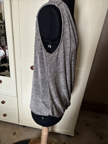 PROMOD Pre Loved Metallic Beige Smooth Knit Sleeveless V Neck Stretch Top Size L - Picture 7 of 10