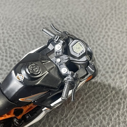 Maisto 1/18 2021 KTM RC 390 Racing Race Competition Motorcycle Model Bike Loose - Picture 5 of 7