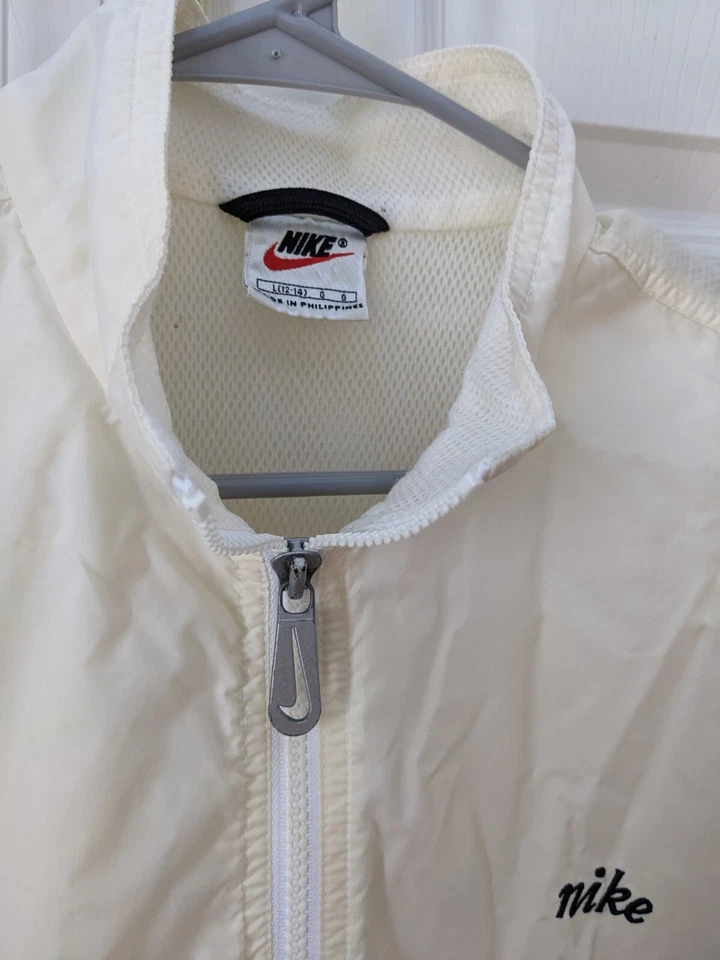 Chaqueta cortavientos Nike vintage años 90 marfil crema para mujer grande cremallera bolsillo oculto Foto 3 de 4
