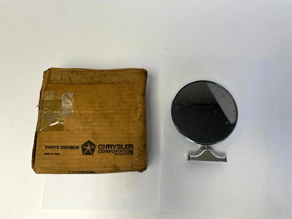 Espejo retrovisor manual izquierdo Dodge Plymouth Chrysler Newport 1971 3582648 nuevo de stock Foto 3 de 4