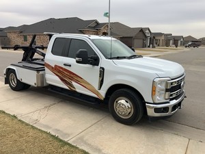 TOW TRUCK | 2023 Ford F-350
