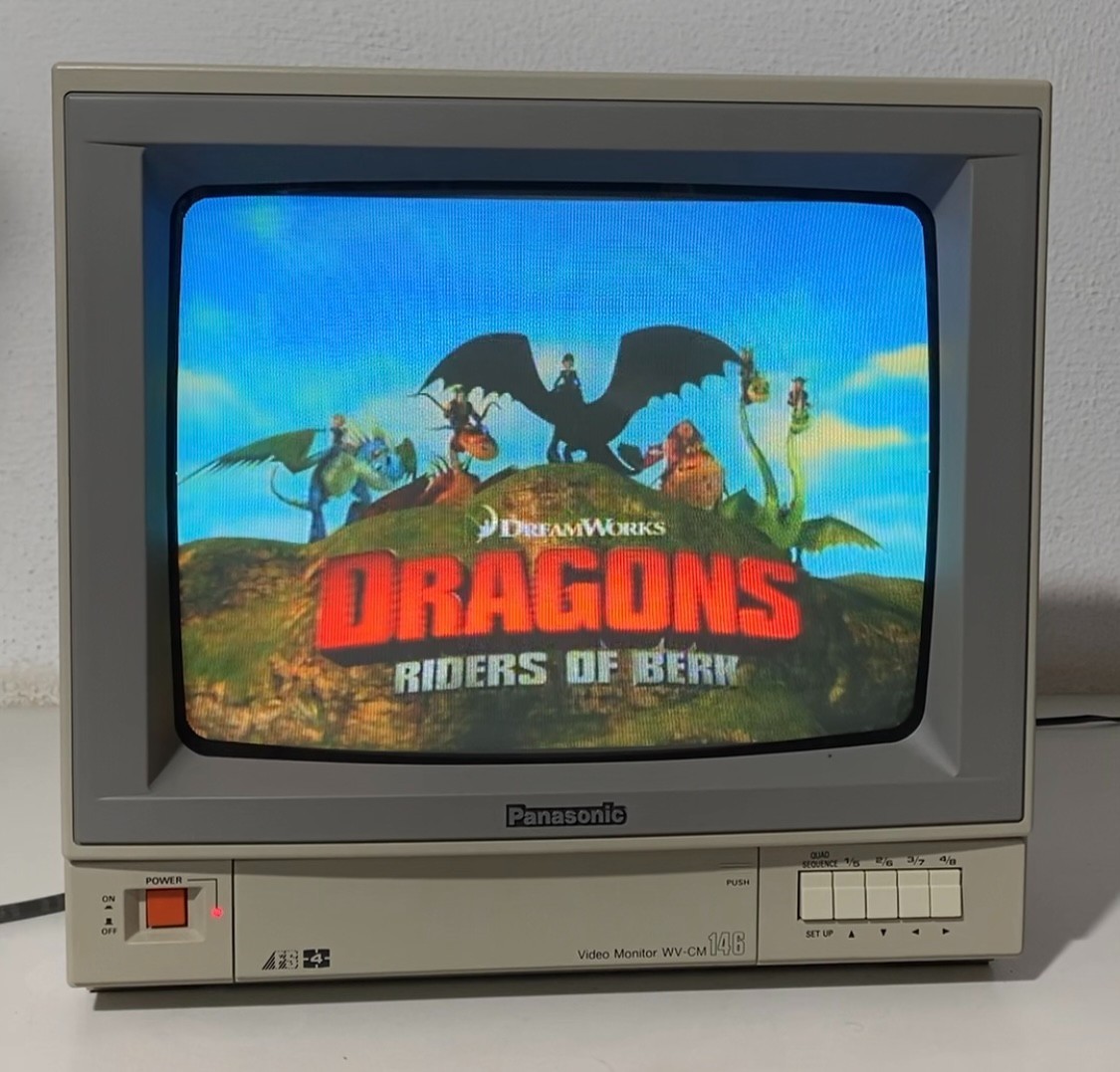 VTG Panasonic WV-CM146/G Video Color Monitor CCTV Retro CRT Gaming