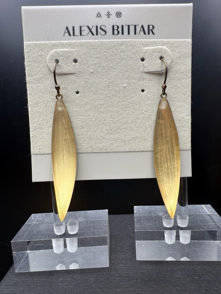 Alexis Bittar 100% Authentic Golden Lucite Spear Earrings 2.375” x .375” VTG - Image 2 of 4