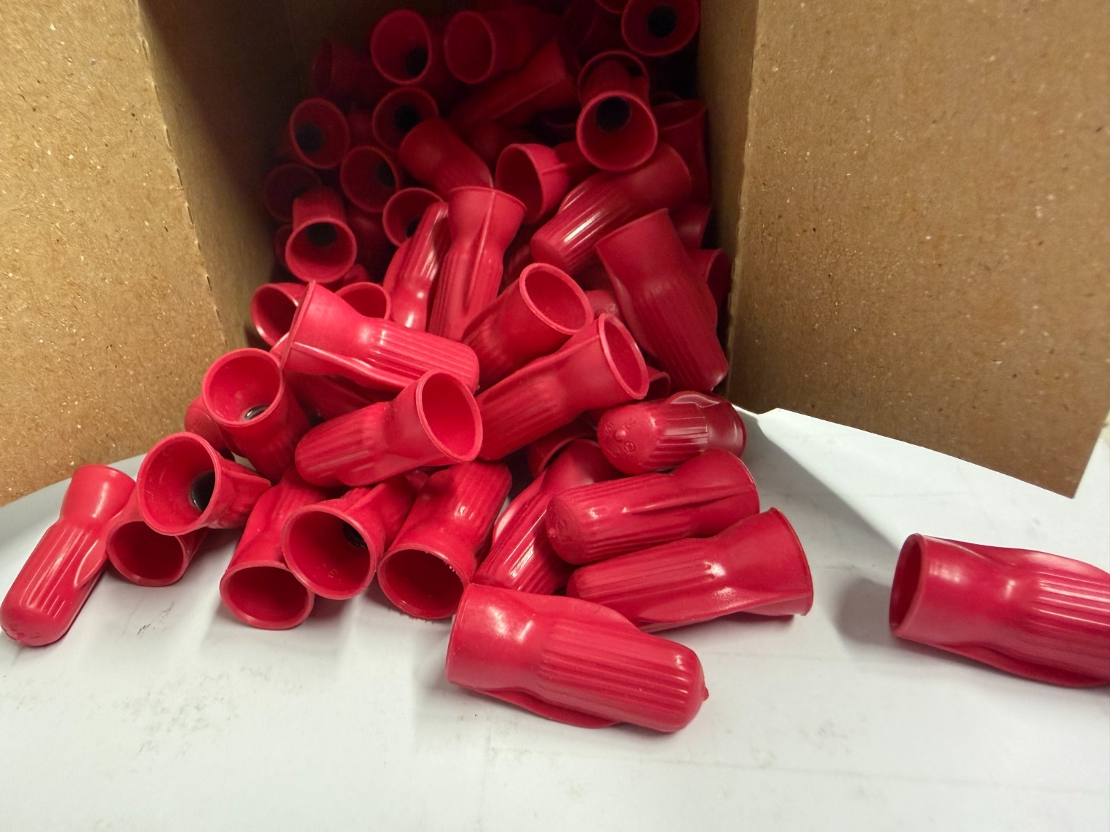 Spring Connector Red 3M Scotchlok-R 20058 Electrical Spring Connectors Red **Box of 100ea ...