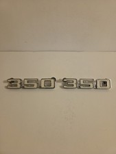 Vintage Chevrolet Chevy 350 Fender Emblem Badge Oem 3962949 V8 Metal