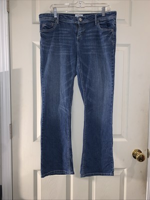 Aeropostale Women/Juniors Chelsea Bootcut Size 13/14 Short Medium Wash Jeans