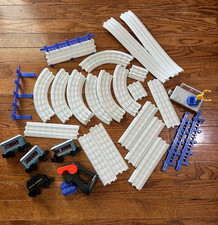 Lionel The Polar Express White Track Push Train Car Rail Station Lot Disney Toy
