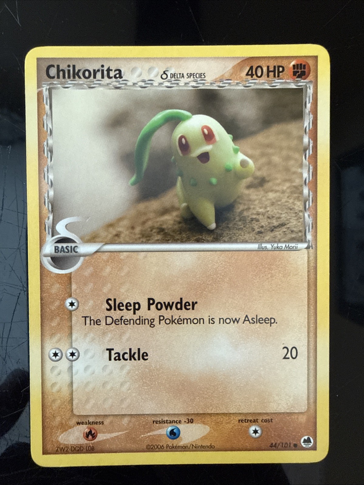 Chikorita (Delta Species) 44/101 Dragon Frontiers Regular
