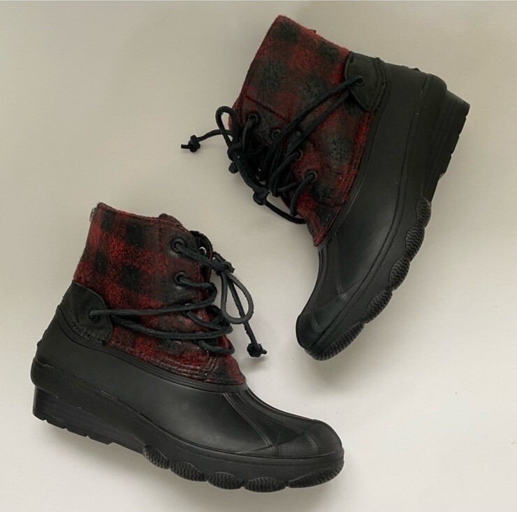 Sperry Boots Womens Saltwater Plaid Back Zip Ankle Duck Boot Red