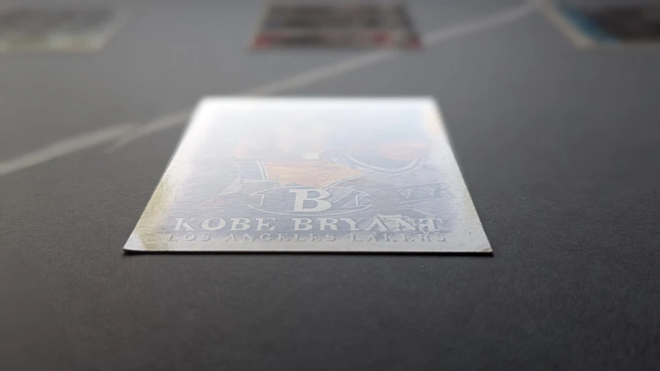 1998-99 Skybox NBA Hoops #1 Kobe Bryant Lakers CORNER DENT - Image 2 of 4