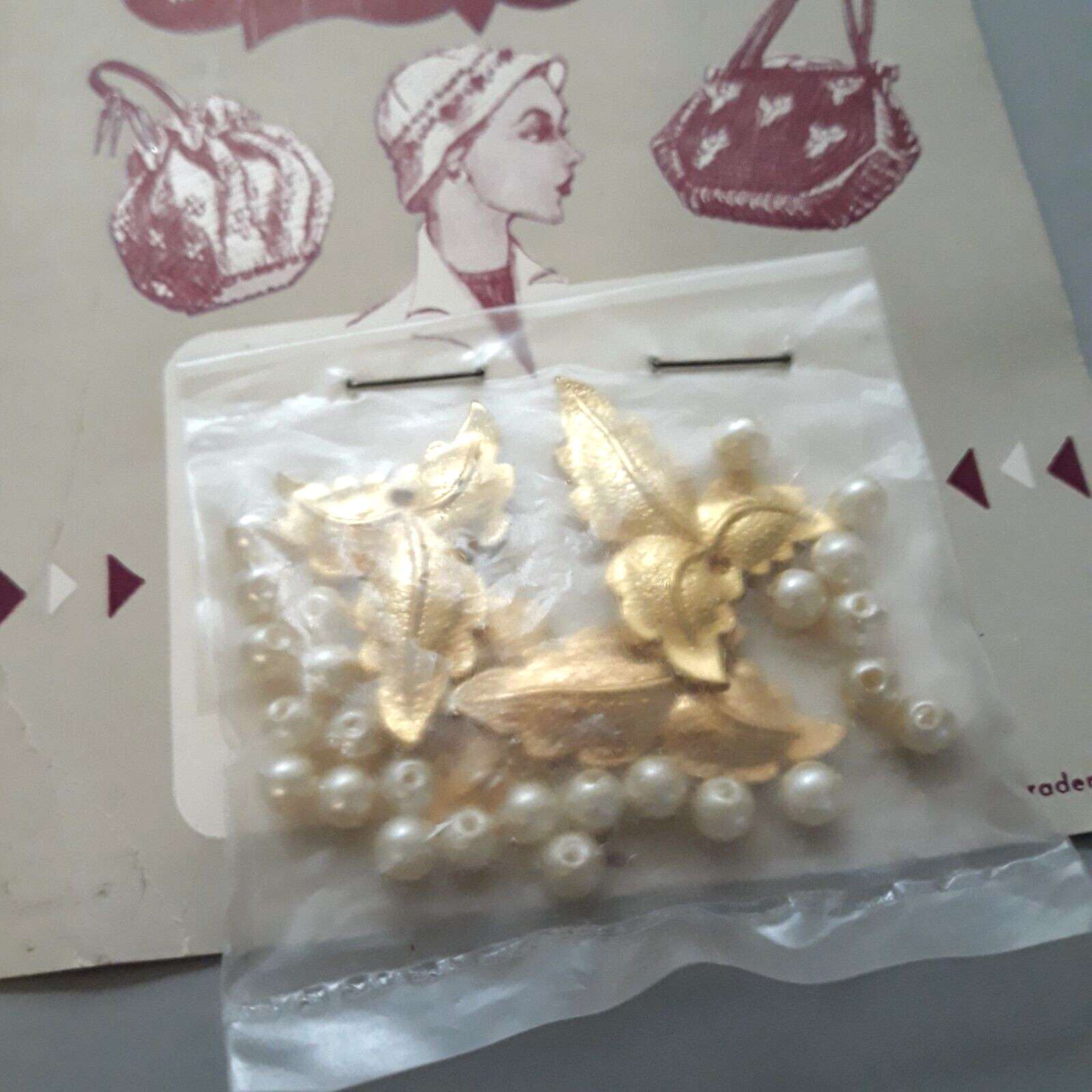 Vtg 1953 DRITZ ADORNABLES No 6295 Gold Leaves and Pearls Trim Sewing Hats Bags