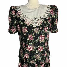 Vintage Floral Midi Dress M Black Short Sleeve Lace Collar Cottagecore Pleated