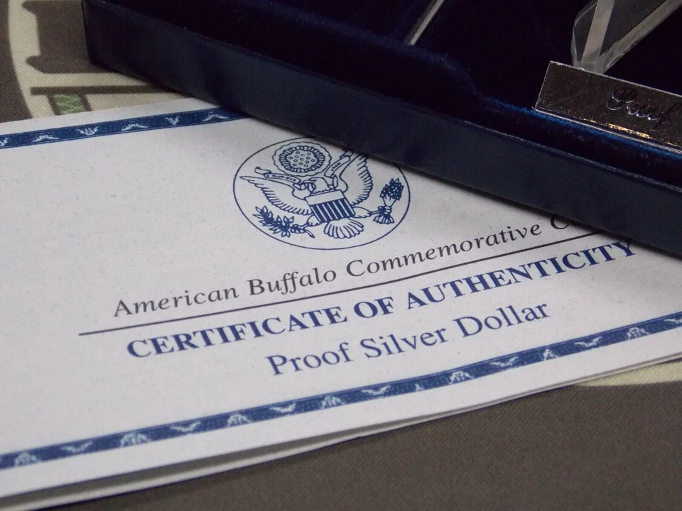 2001 "P" Proof *BUFFALO* Commemorative SILVER Dollar $1 Box & COA ECC&C, Inc. - Image 4 of 4