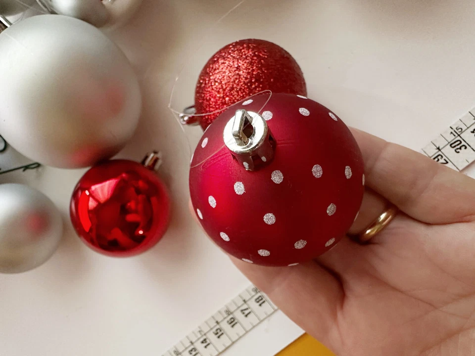 33 Palline di Natale rosse, argento, pois, glitter - Immagine 4 di 4