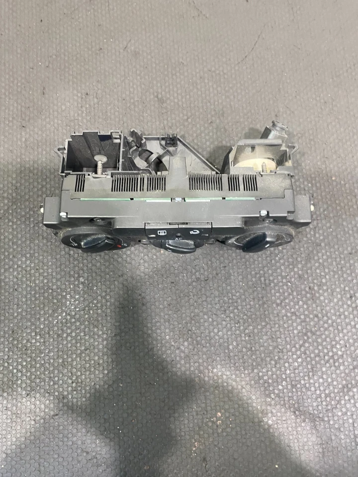 Volkswagen Golf MK5 2006 unidad de control de calefacción 747309-60 #10 Foto 2 de 4