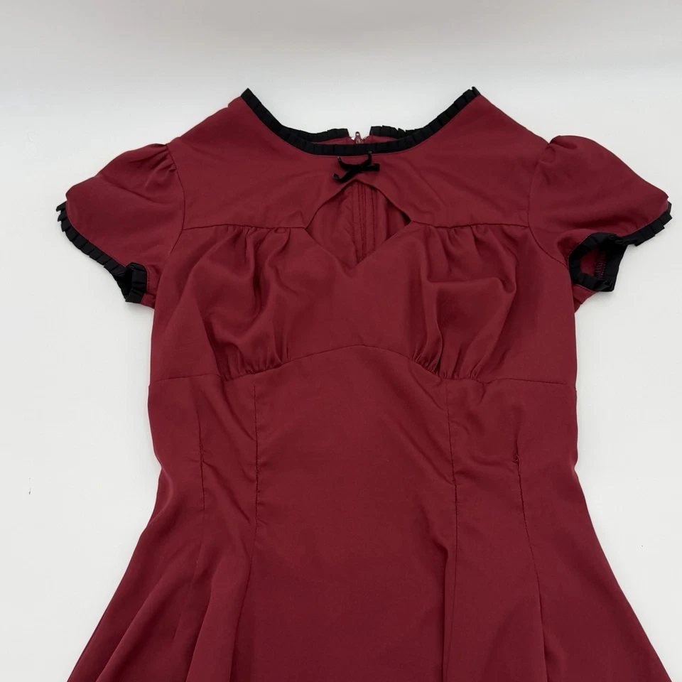 Vestido Hell Bunny Rojo Ojo de Cerradura XS Pin Up Retro Rockabilly Fiesta Gótica Foto 2 de 4