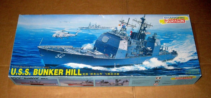 Shanghai Dragon (DML) 1:350 USS Bunker Hill (CG-52) Guided Missile Cruiser OOP