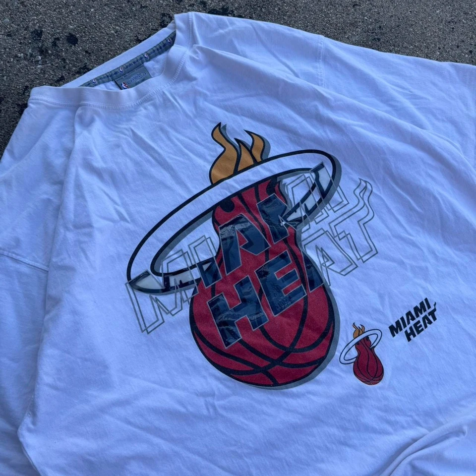 Vintage Y2k NBA Link Blue Label Miami Heat Basketball White T Shirt Size XL - Image 2 of 4