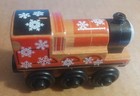 2012 THOMAS THE TRAIN WOODEN SNOWY JAMES ENGINE NAME ON CHASSIS 07199 — photo 3