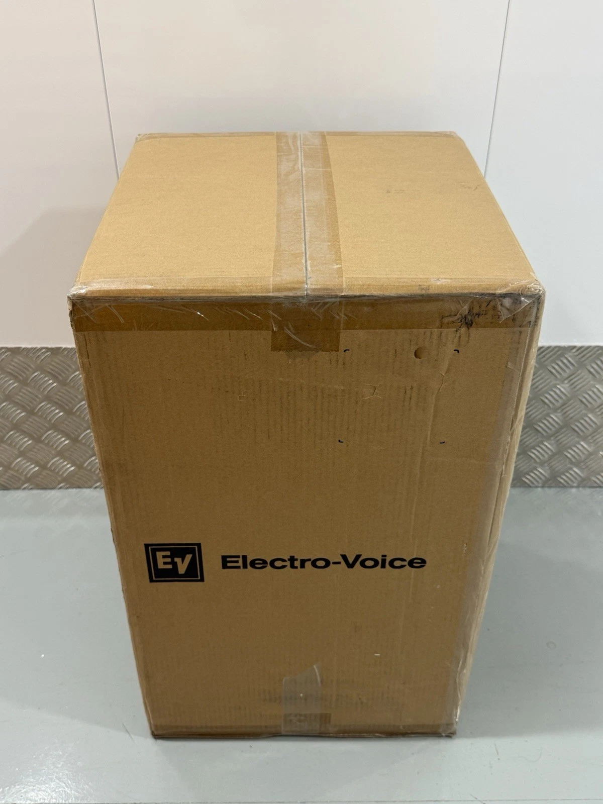Electro-Voice EKX-12P Active PA Speaker Powered 12” 2 Way Speaker New Open Box 6