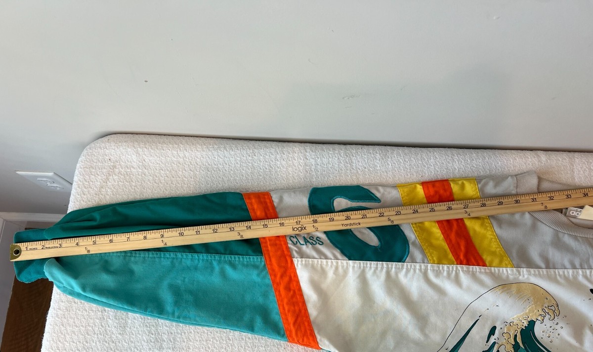Men's Vintage Adidas Devil's Toenail Kayaking Graphic Men's Vintage Adidas Devil's Toenail Kayaking Graphic
