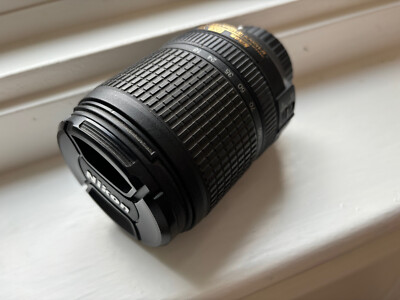 Nikon AF-S DX Nikkor 19-140mm f/3.5-5.6G ED VR