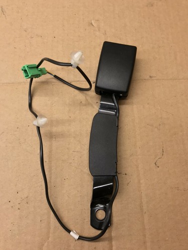 VW Polo 6R Vorne Links Seite Seat Sicherheitsgurt Gürtel Schloss Fangsicherung