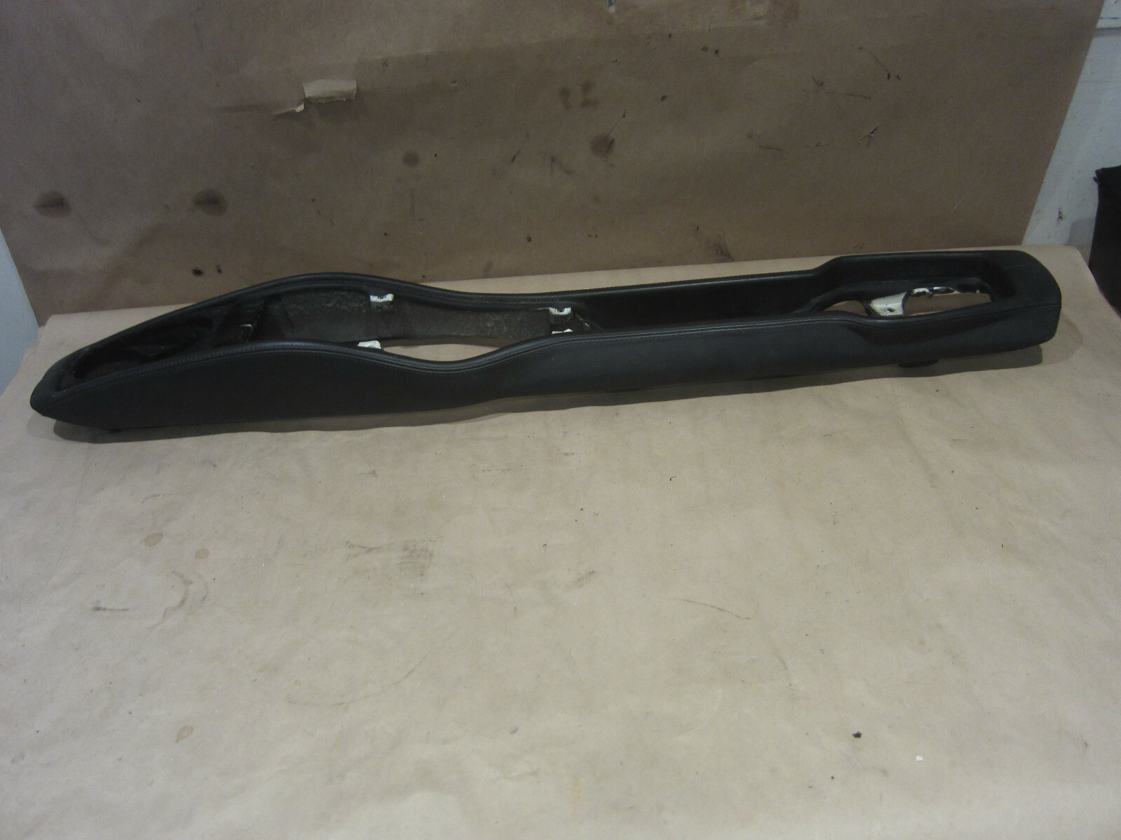 Ferrari 458 - Center Console Black Leather - P/N 81286700