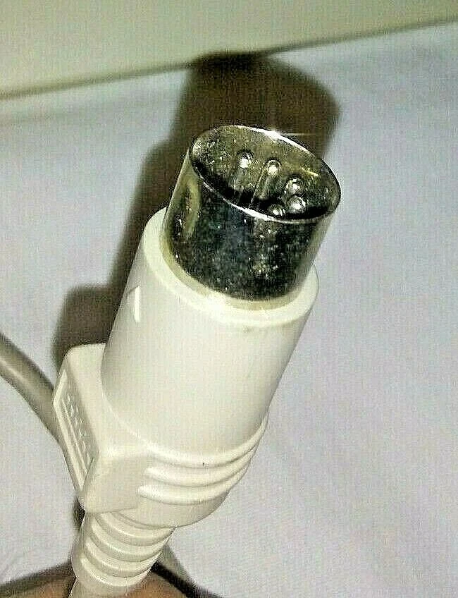 Mitsumi Standard Wired KFK-EA4XA Keyboard Vintage Ivory Retro Computer Part. - Image 2 of 3