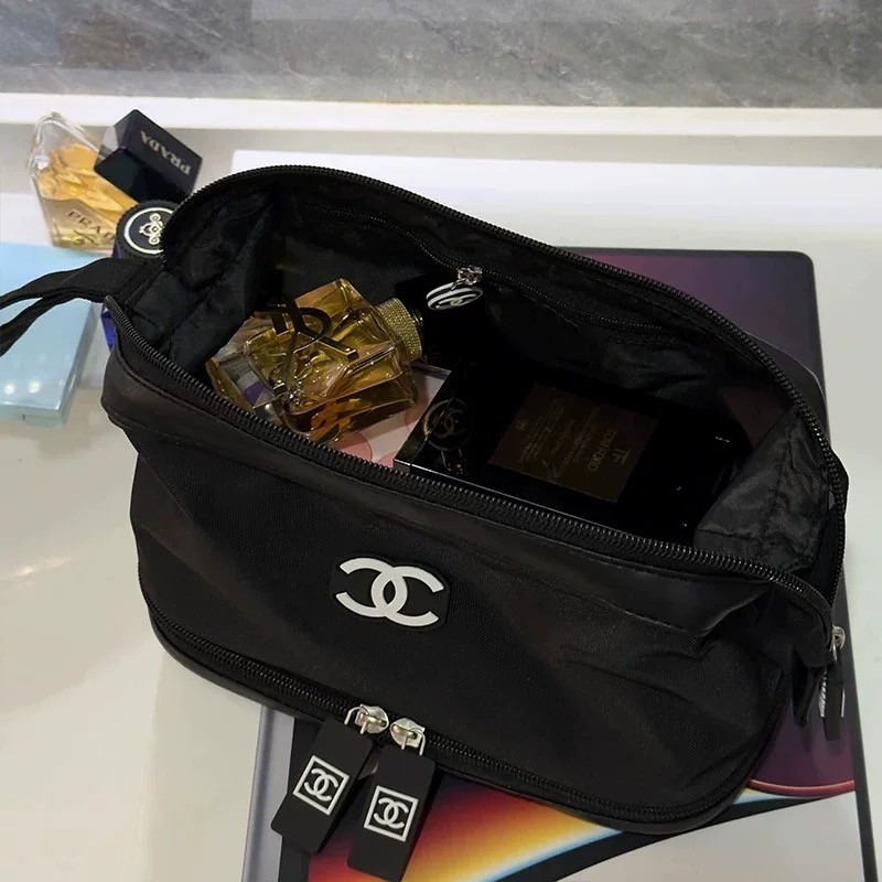 CHANEL Beauty Bolsa de Cosméticos de Viaje Negra Cremallera Bolsa de Artículos de Aseo Seco Húmedo VIP Nueva