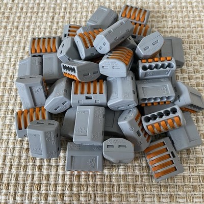 One Pack of 40 Wago 222-415 LEVER-NUTS 5 Conductor Compact Connectors 28-14AWG