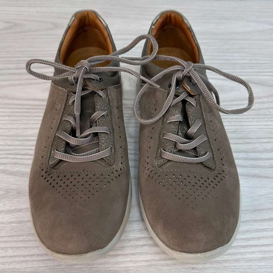 Rockport Shoes WMNS 8.5 CH2886 Nubuck Leather Taupe Lace Up Low Top Sneakers - Image 3 of 4