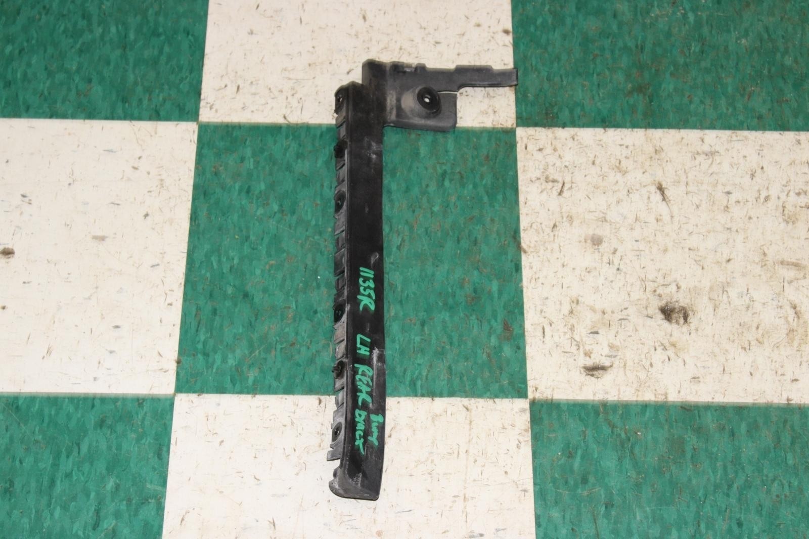 13-18 Flying Spur Black Rear Bumper Driver Left LH Mounting Bracket OEM Factory