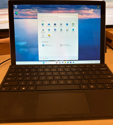 Microsoft Surface Pro  1807 12.3'' i5-7300U/8GB/256GB Win11