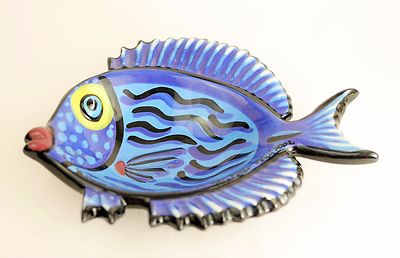 HAND PAINTED FISH SHAPED PLATE BOWL DISH TRAY Yellow Eyed Surgeon 10.5'' Long