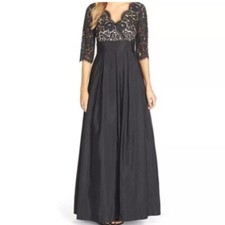 Eliza J Navy Formal Lace Bodice 3/4 Sleeve A Line Maxi Dress Women’s Size 8