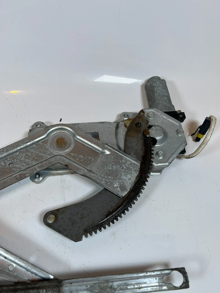 Conjunto regulador ventana eléctrica pasajero derecho OEM 1994-2002 Dodge Ram 1500-3500 Foto 2 de 4