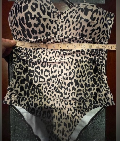 CHEETAH PRINT ONE-PIECE SWIMSUIT SIZE LARGE - Picture 7 of 13