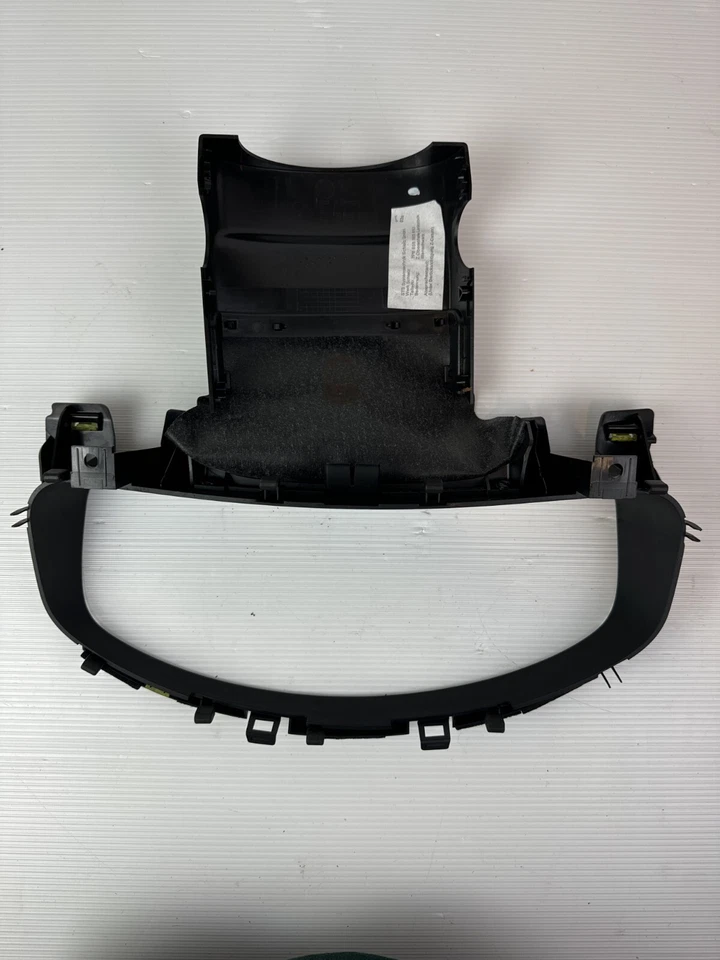 Cuadro de instrumentos velocímetro bisel moldura OE 7p6858565 se adapta a VW TOUAREG 2011-2017 Foto 2 de 2