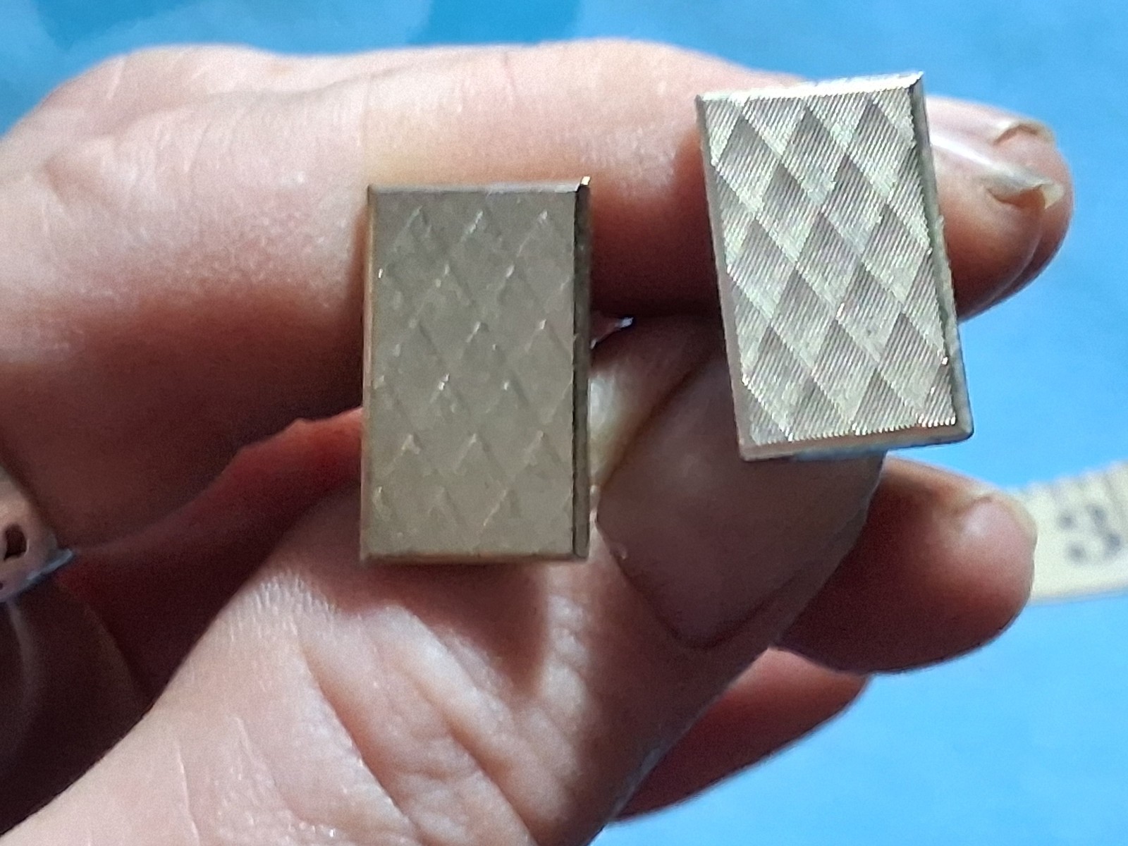 Gold Tone Diamond Cut Rectangle Cufflinks Mens Jewellery Engine Turned Design image 9