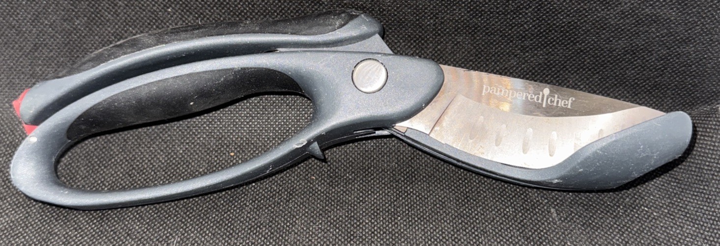 Pampered Chef Double Blade Salad Chopper Lettuce Scissors #2582