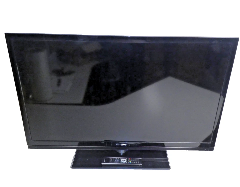 Grundig 46VLE8003 46" 3D LED Smart TV Fernseher, Triple-Tuner, FB, 2J. Garantie - Bild 1 von 4