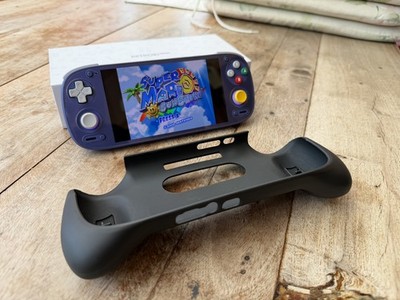 Retroid Pocket 5 - Retro Handheld - Lila GameCube Edition - Wie Neu - RP5 -