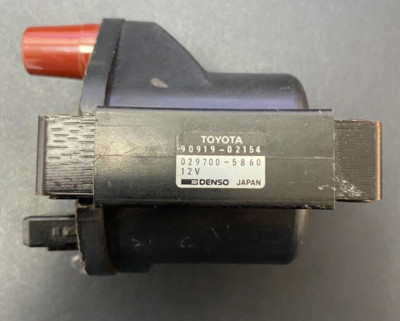 OEM DENSO 9091902154 / UF67 NEW Ignition Coil