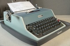 1966 Olivetti Underwood 21 Portable Manual Typewriter in Techno Robot Typeface thumbnail
