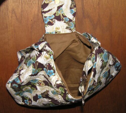 NEW Womens Shoulder Bag Purse Cranes & Floral Design - Picture 3 of 5