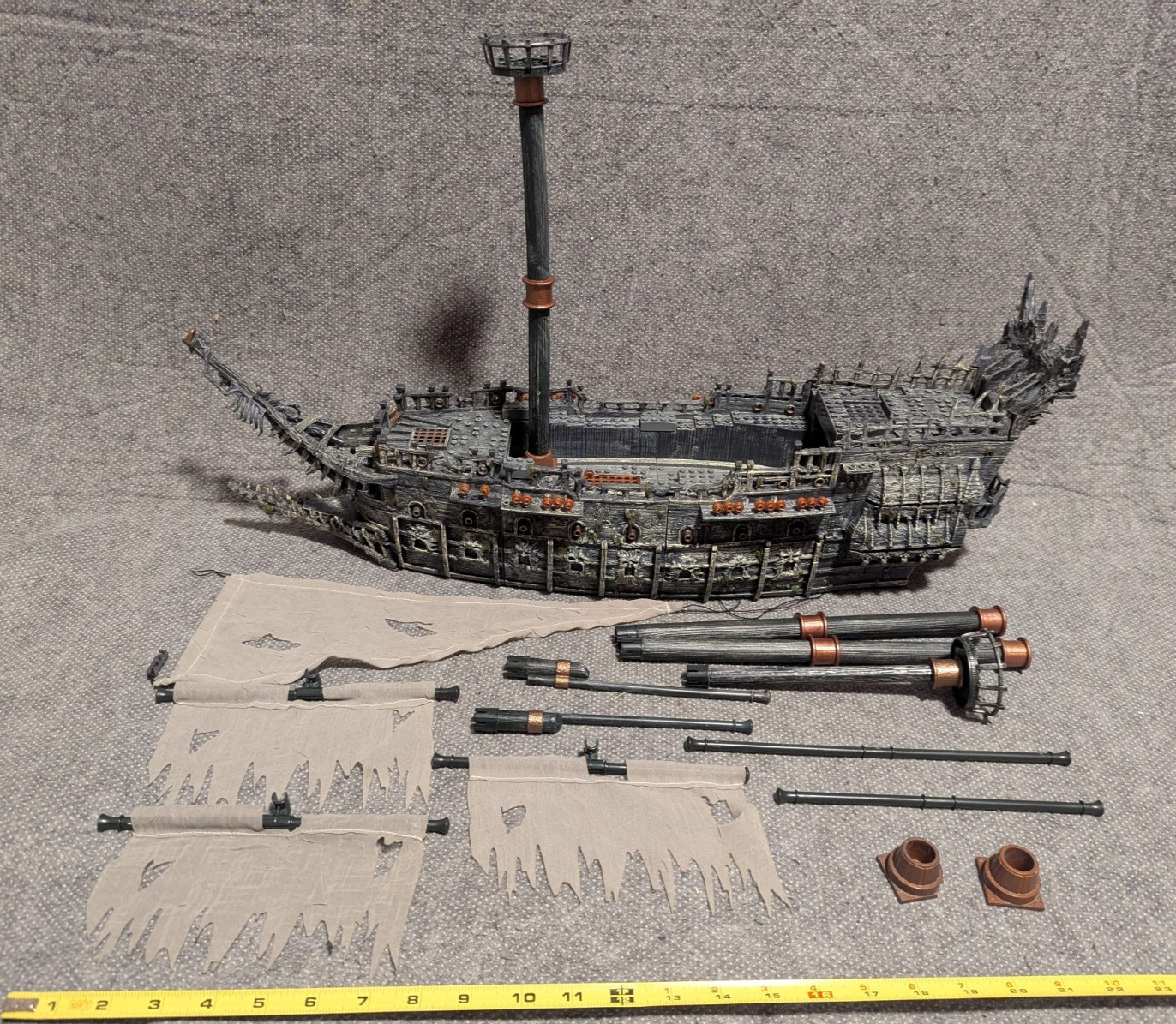 Mega Bloks 1029 Flying Dutchman Pirates of Caribbean Lot Incomplete Ship Only