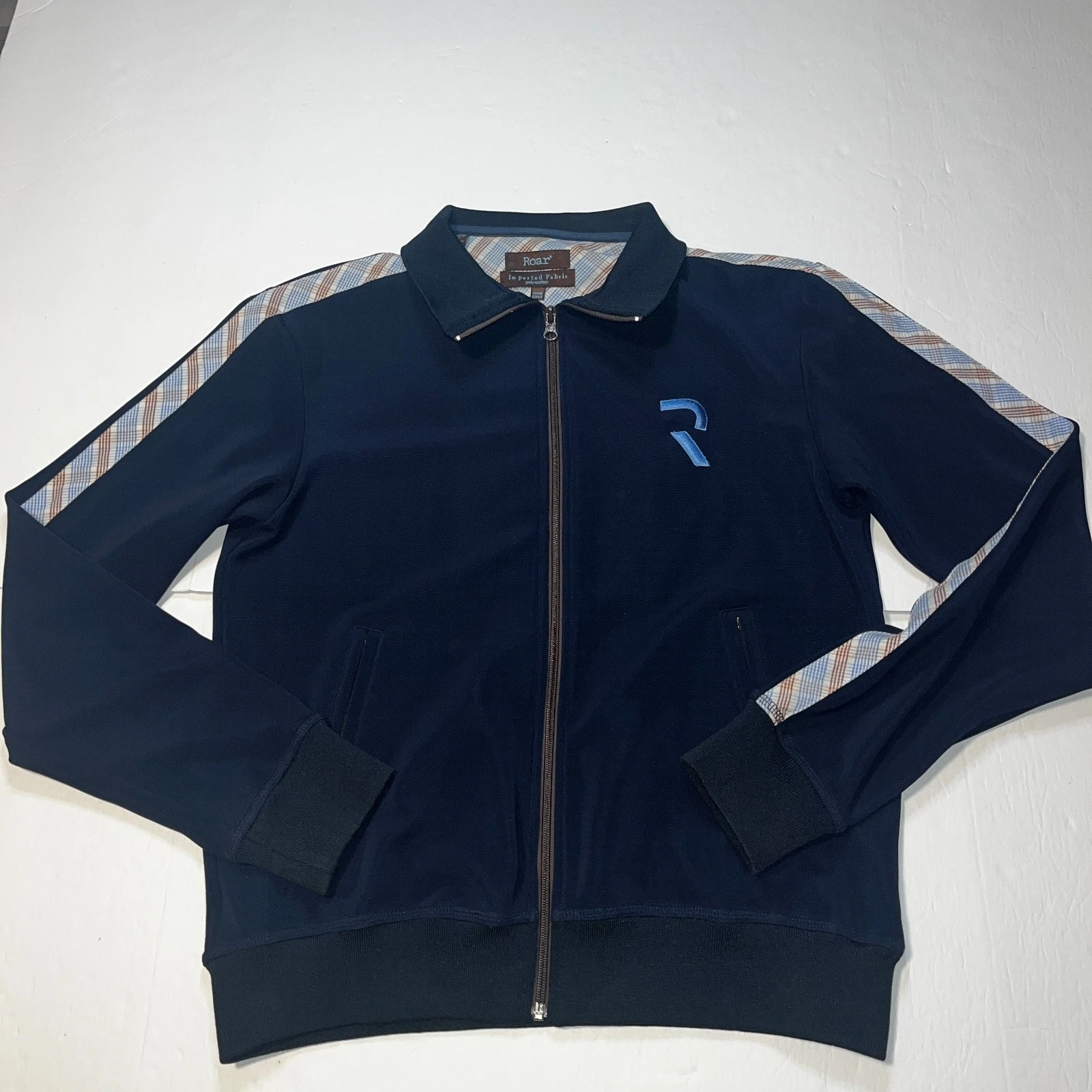 Roar imported fabric men's full zip jacket size medium - product detail image 1